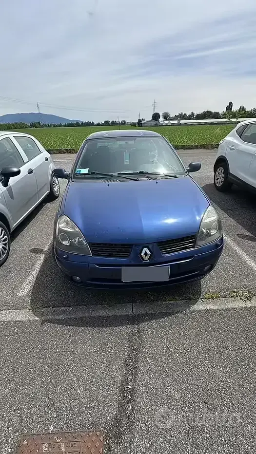 Brugt Renault Clio II 75 HK (55 kW) 2002 Blå Sedan