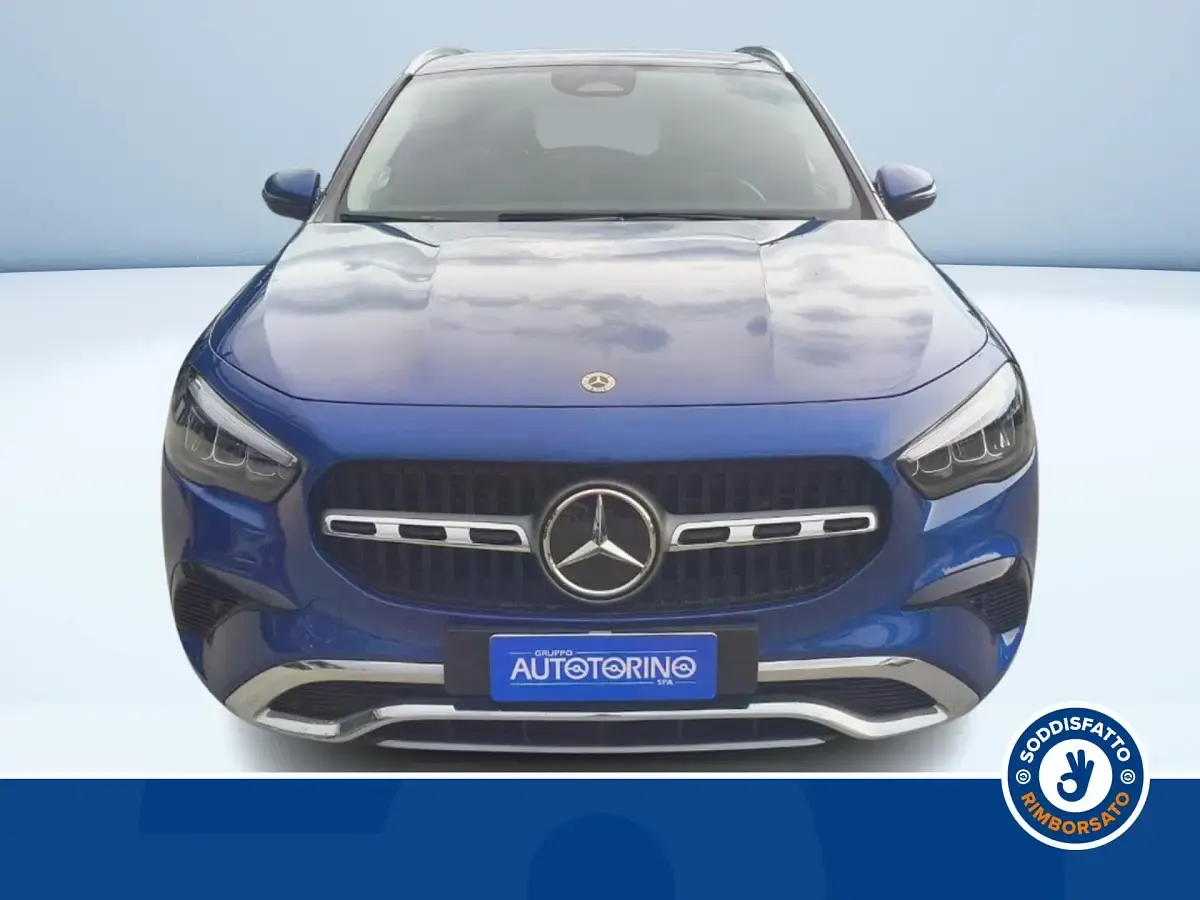Usata Mercedes GLA200 Advanced 150 CV (110 kW) 2025 Blu metallizzato SUV