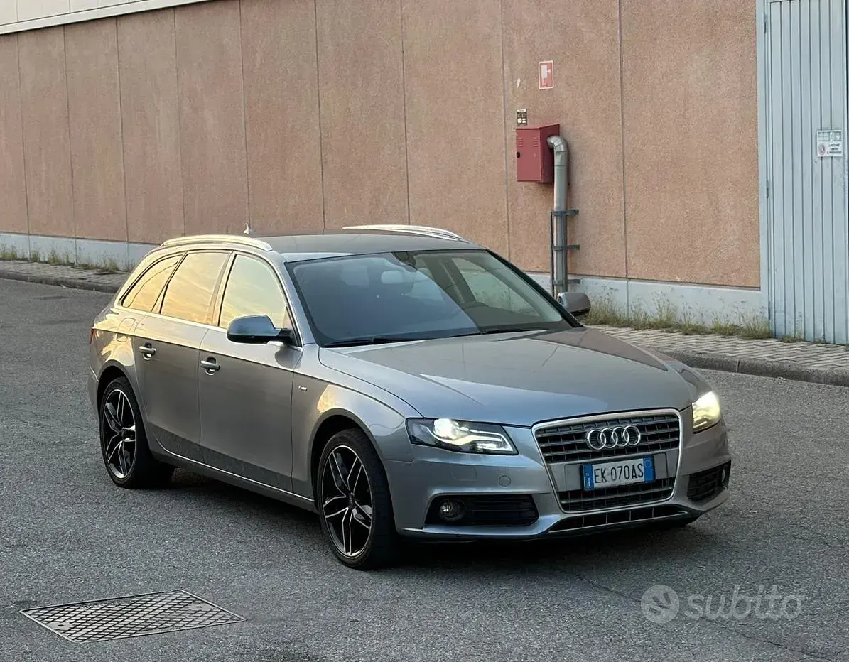 Usata Audi A4 143 CV (105 kW) 2011 Grigio Berlina