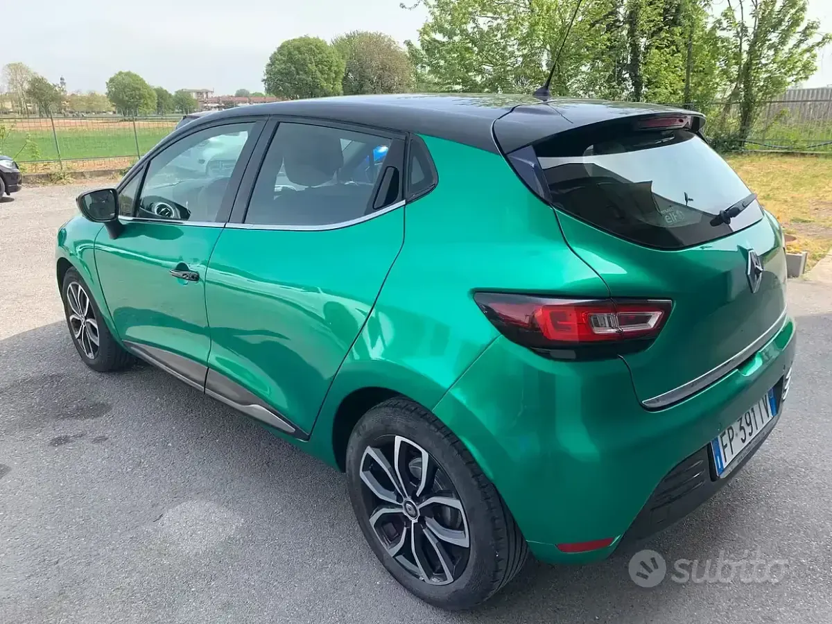 Usata Renault Clio IV 73 CV (53 kW) 2018 Verde Berlina