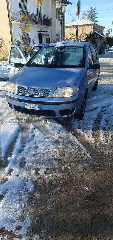 Usata Fiat Punto 63 CV (46 kW) 2009 Berlina