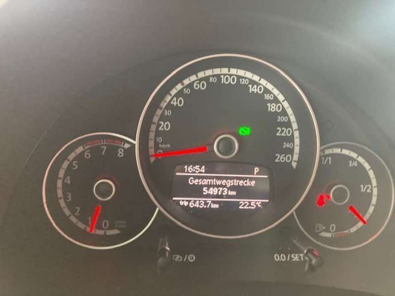 Usata VW Beetle Cabriolet 105 CV (77 kW) 2013 Rosso Cabrio