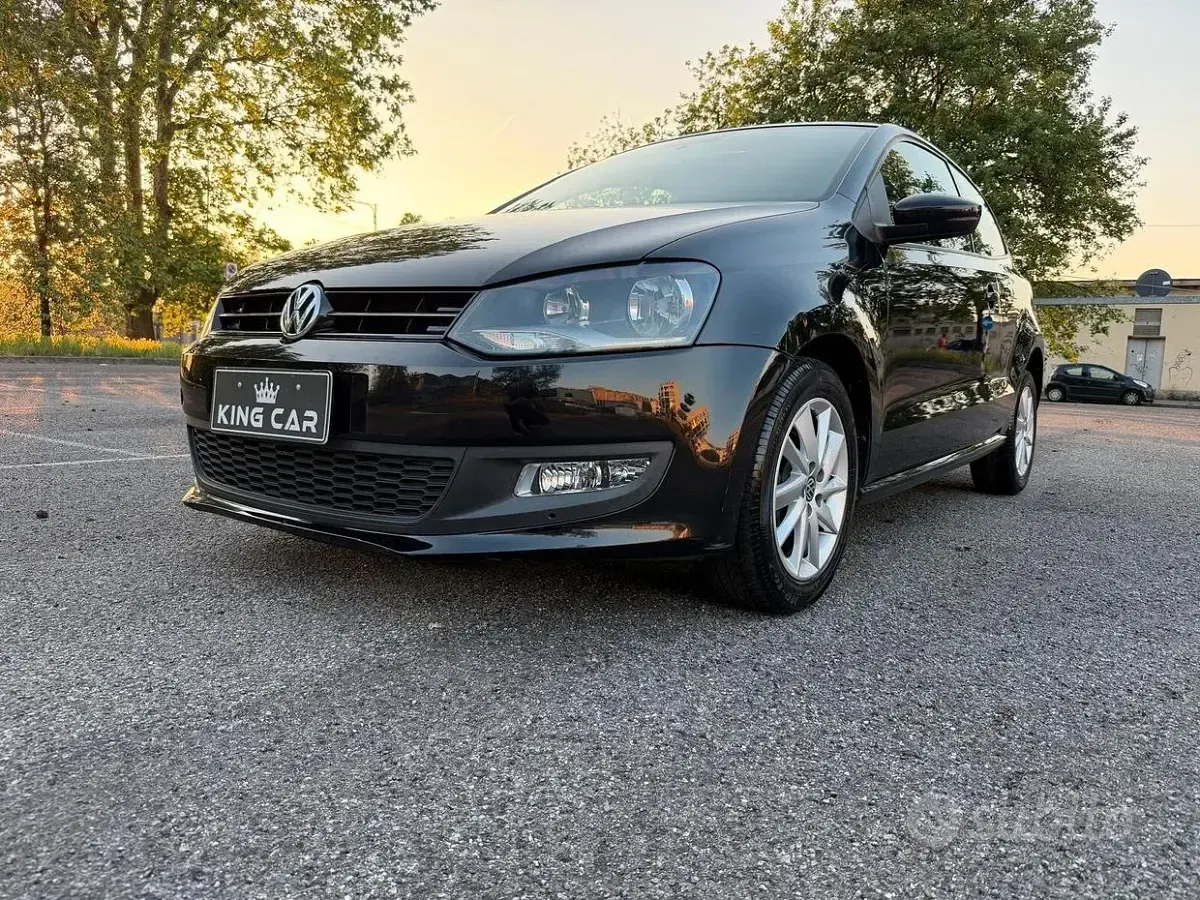 Gebraucht VW Polo Highline 82 PS (60 kW) 2013 Schwarz Kleinwagen