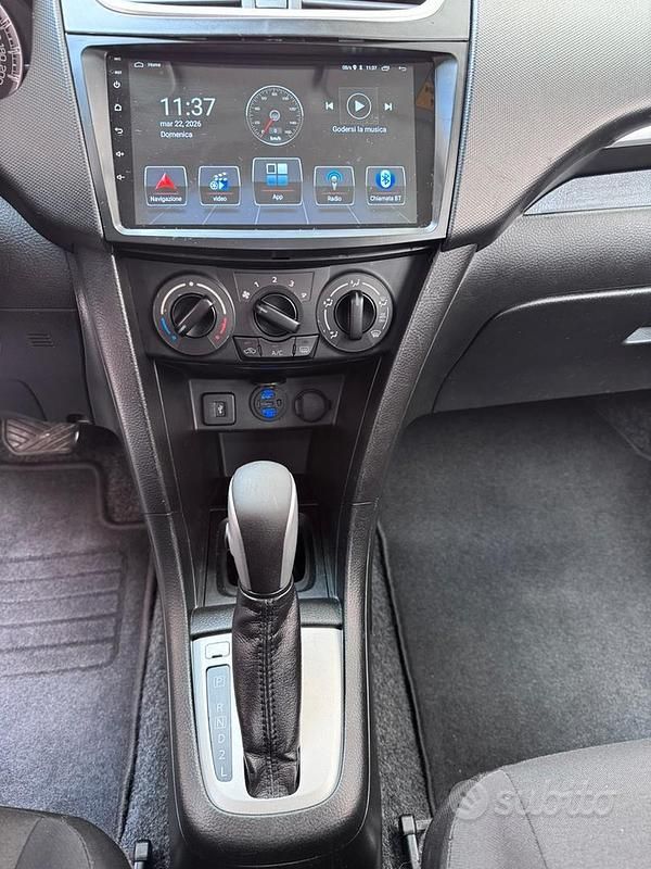 Usata Suzuki Swift Cool 94 CV (69 kW) 2014 Nero Utilitaria