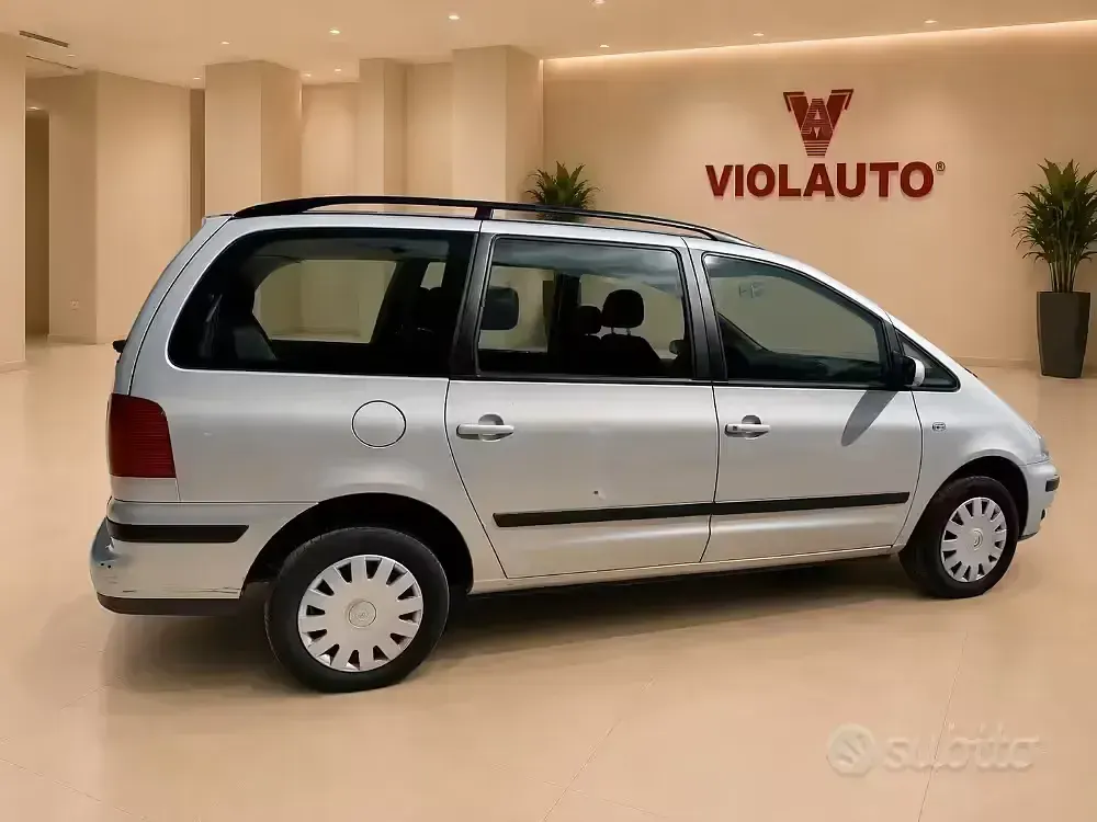 Usata VW Sharan Comfortline 116 CV (85 kW) 2001 Grigio Monovolume