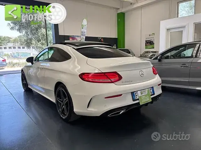 Usata Mercedes C250 Premium 204 CV (150 kW) 2018 Bianco Coupé