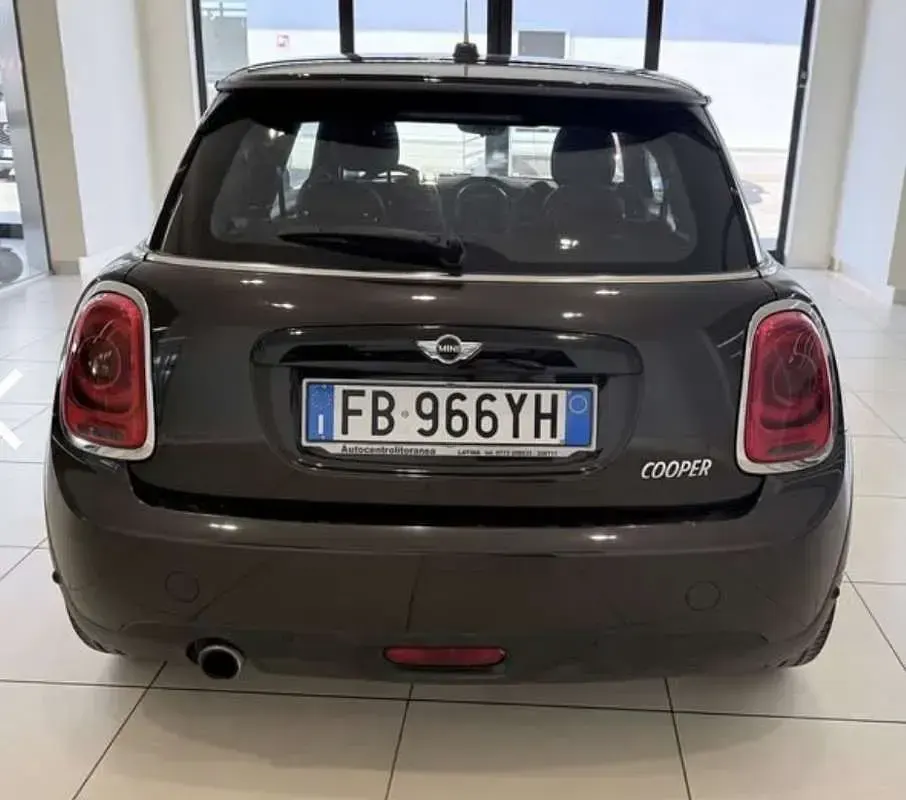 Usata Mini Cooper 136 CV (100 kW) 2016 Utilitaria