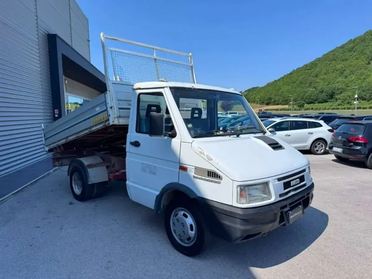 Usata Iveco Daily 101 CV (74 kW) 2000 Bianco Utilitaria