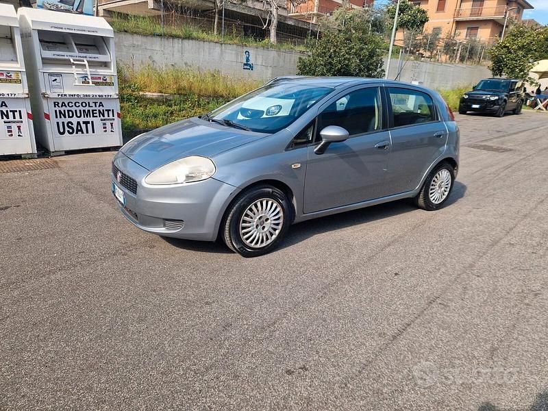 Usata Fiat Punto Classica 59 CV (43 kW) 2008 Grigio Utilitaria