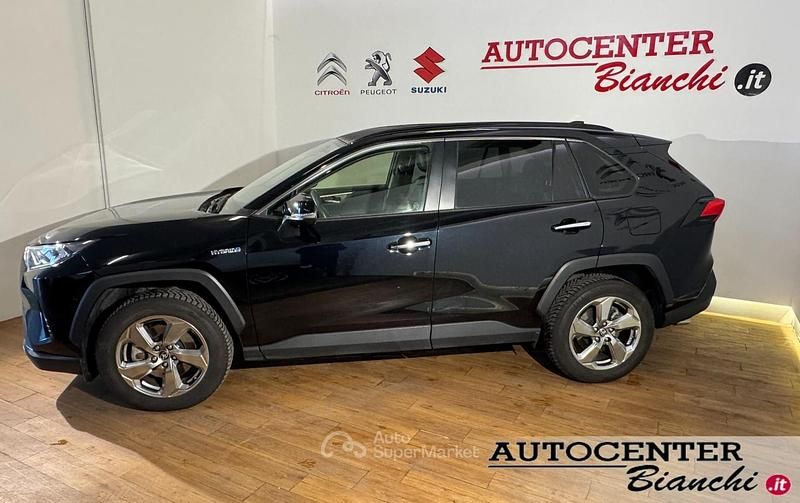 Usata Toyota RAV4 Lounge 218 CV (160 kW) 2019 Nero SUV