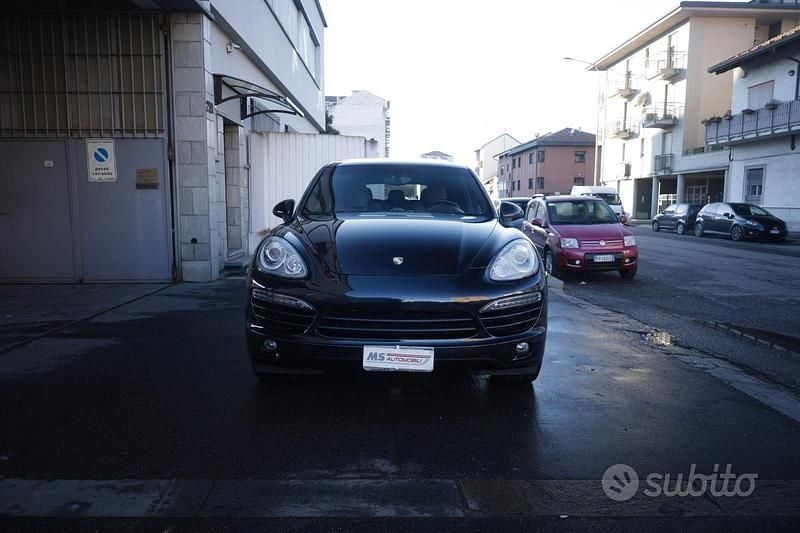 Nero Usata 2013 Porsche Cayenne SUV | 22.900 € (Buon prezzo) - Immagine 1/4