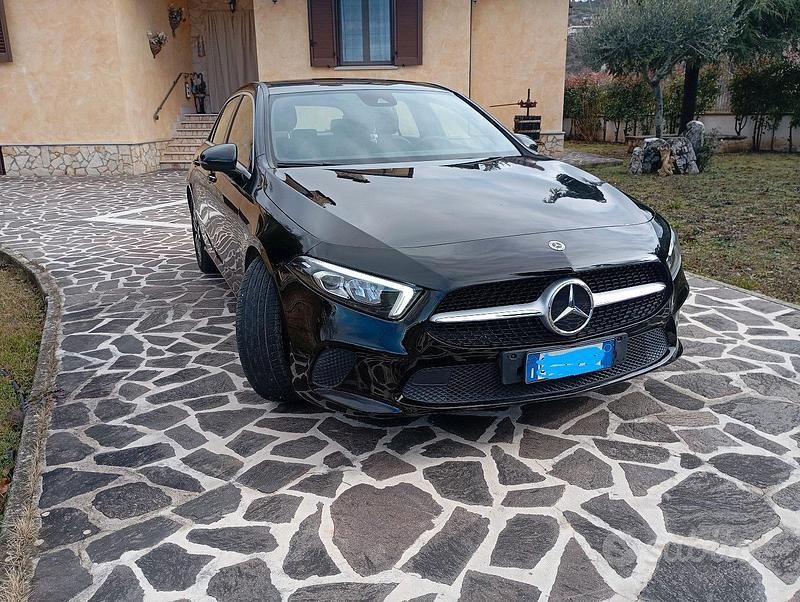 Usata Mercedes A180 2021 Nero Berlina