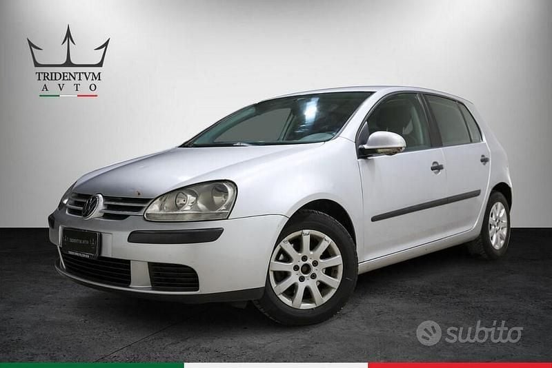 Usata VW Golf IV Sportline 116 CV (85 kW) 2005 Grigio Berlina