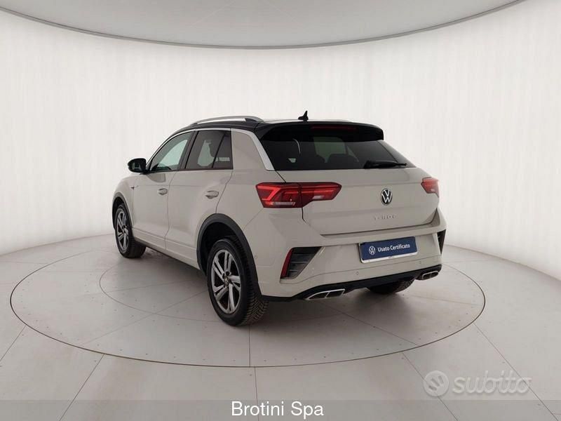 Usata VW T-Roc R-line 116 CV (85 kW) 2022 Grigio SUV