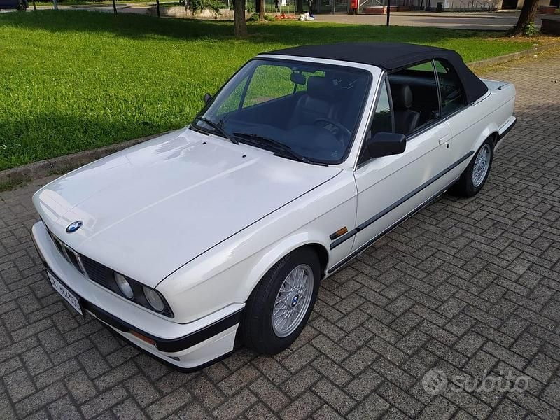 Usata BMW 318 Cabriolet 113 CV (83 kW) 1992 Bianco Cabrio