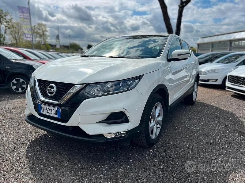 Usata Nissan Qashqai N-Connecta 140 CV (102 kW) 2019 Bianco SUV