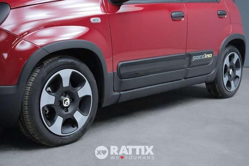 Usata Fiat Panda Cross Cross 69 CV (50 kW) 2025 Rosso Utilitaria