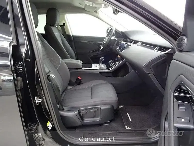 Usata Land Rover Range Rover evoque 163 CV (119 kW) 2021 Santorini black SUV