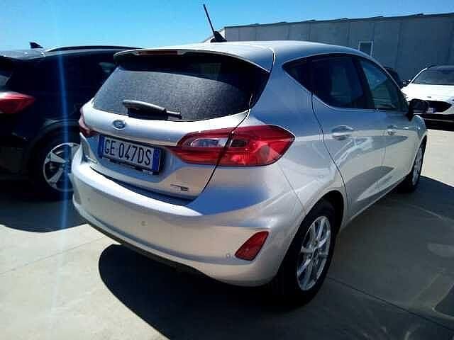 Usata Ford Fiesta Titanium 125 CV (91 kW) 2021 Argento Utilitaria