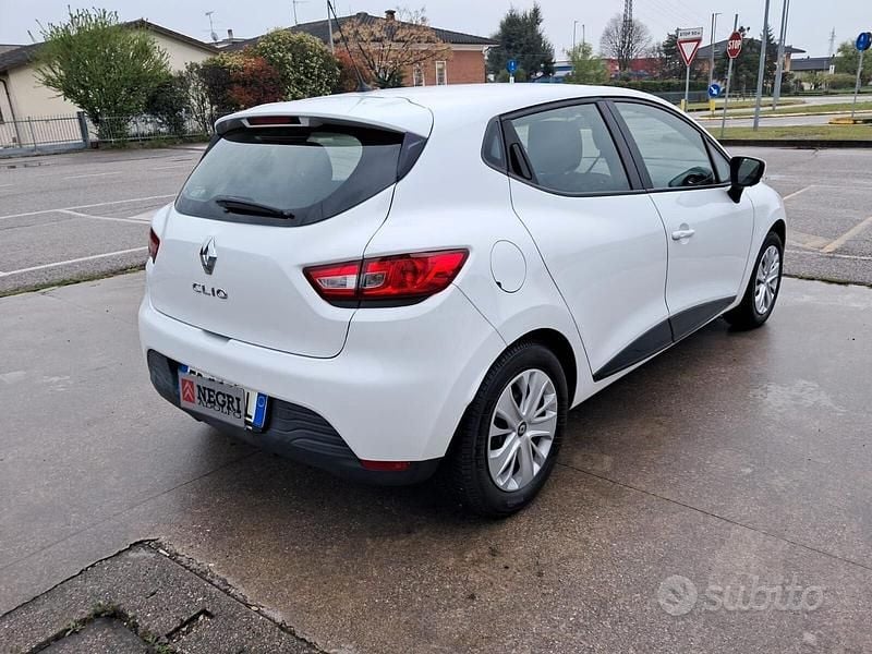 Usata Renault Clio IV 75 CV (55 kW) 2015 Bianco Berlina