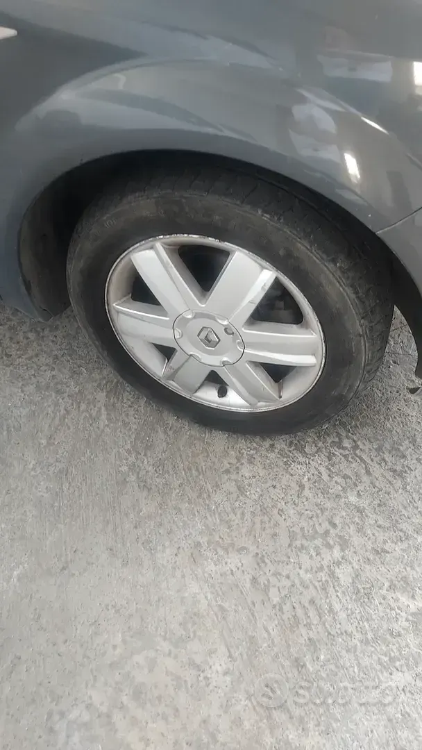 Usata Renault Scenic E-Tech 2008 Blu Monovolume