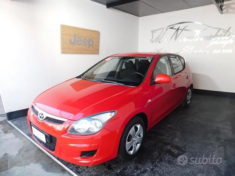 Usata Hyundai i30 Active 109 CV (80 kW) 2009 Rosso Berlina