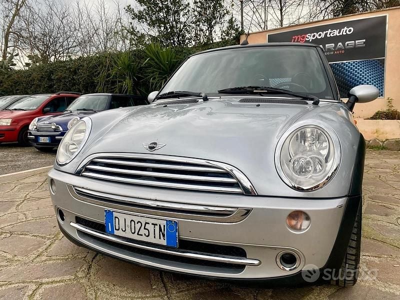 Usata Mini Cooper Cabriolet 120 CV (88 kW) 2007 Grigio Cabrio