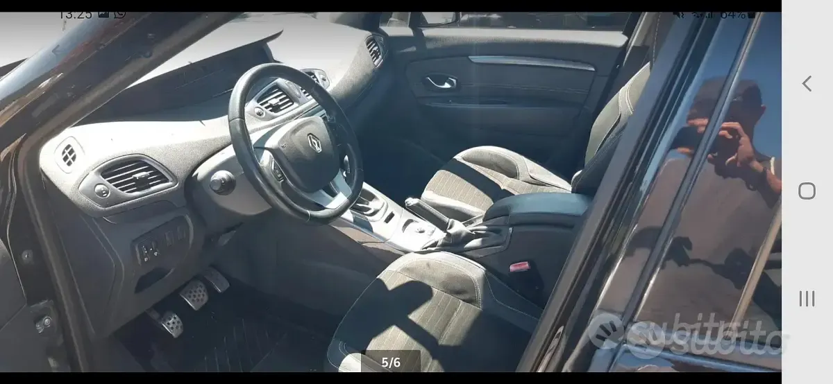 Usata Renault Scénic III 98 CV (72 kW) 2014 Nero Monovolume