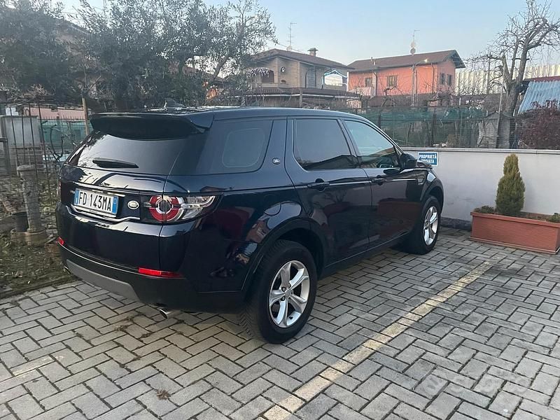 Usata Land Rover Discovery Sport SE 180 CV (132 kW) 2016 Blu/azzurro SUV
