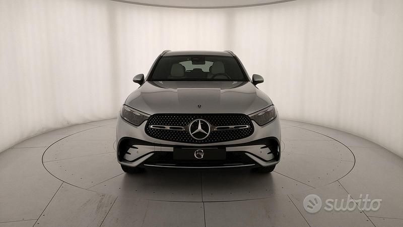 Usata Mercedes GLC220 AMG Line Premium 197 CV (144 kW) 2023 Grigio SUV