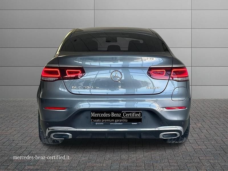 Usata Mercedes GLC300 Premium 195 CV (143 kW) 2021 Grigio Coupé
