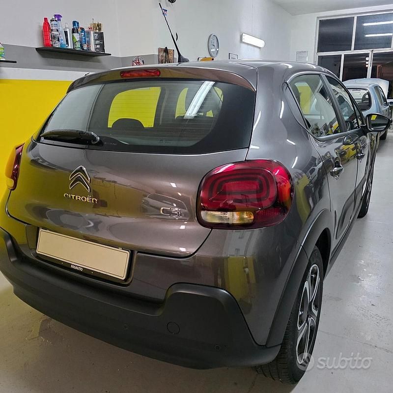 Usata Citroën C3 PureTech 83 CV (61 kW) 2024 Grigio Berlina