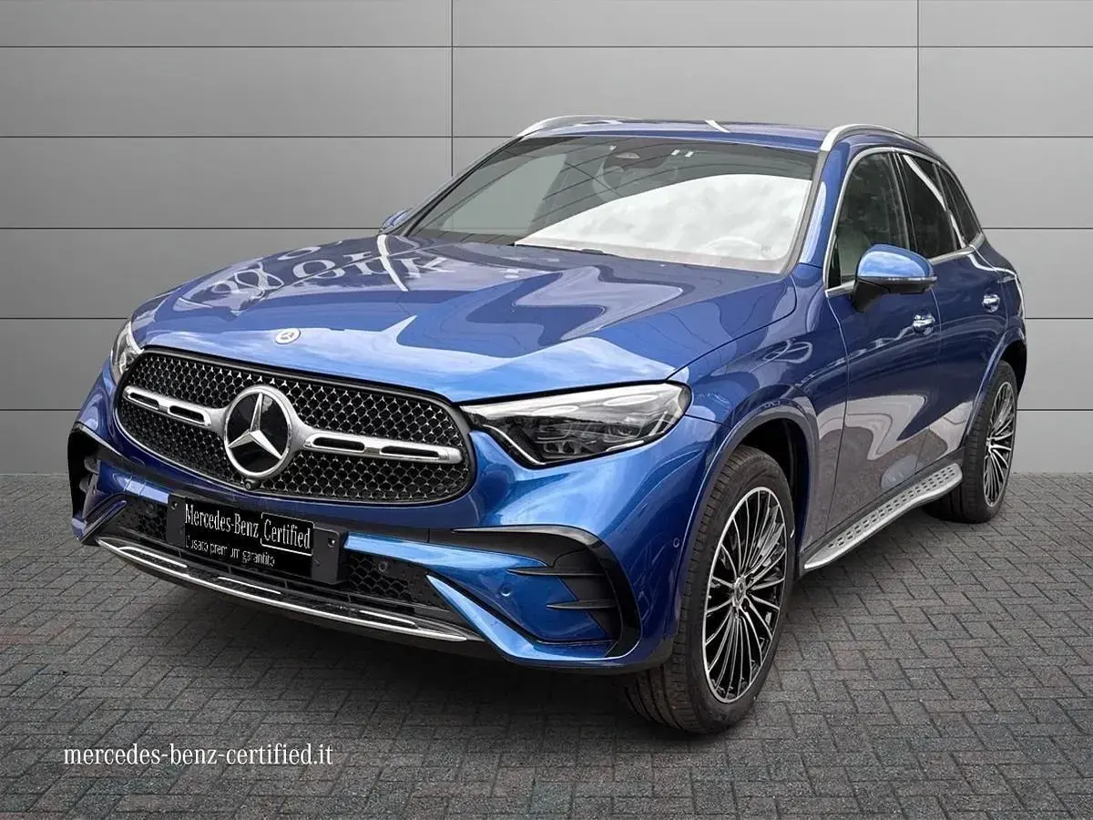 Usata Mercedes GLC300 AMG Line Premium 197 CV (144 kW) 2023 Blu spettrale SUV