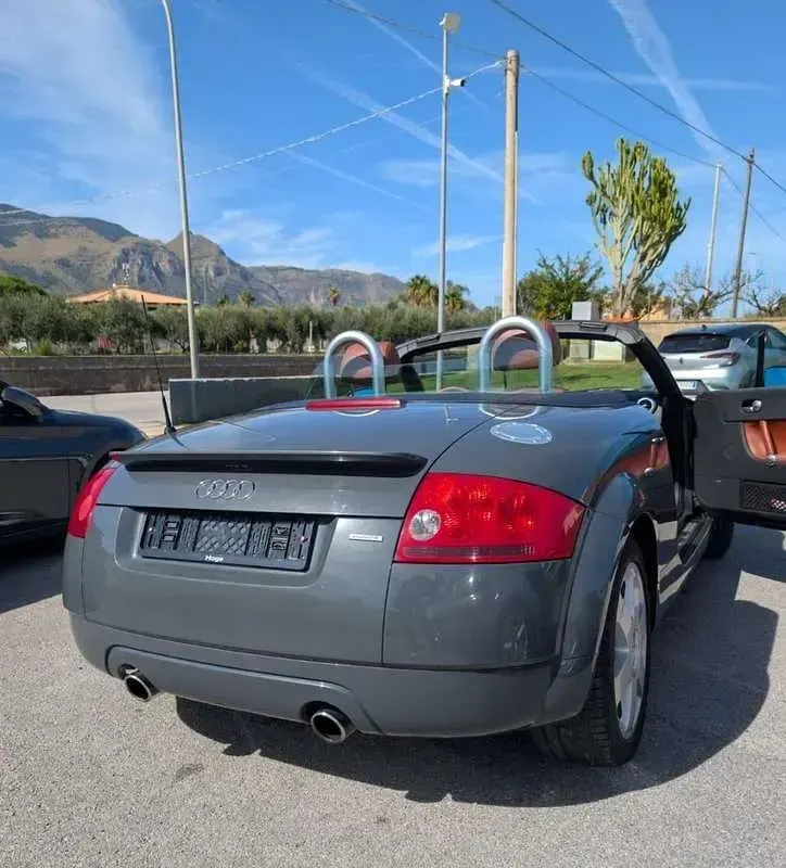 Usata Audi TT Roadster 224 CV (164 kW) 2001 Cabrio