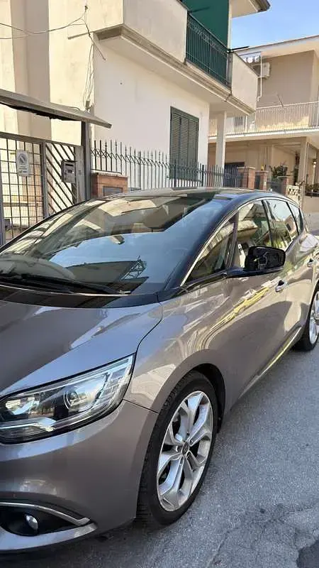 Usata Renault Scénic IV 110 CV (80 kW) 2018 Monovolume