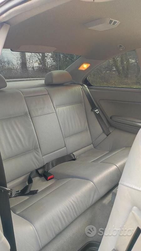 Usata BMW 318 Comfort Edition 118 CV (86 kW) 2001 Blu/azzurro Coupé