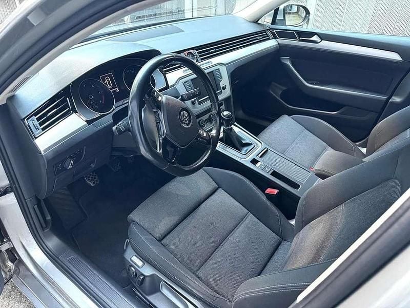 Usata 2017 VW Passat Comfortline Berlina | 15.000 € (Ottimo prezzo) - Immagine 1/4