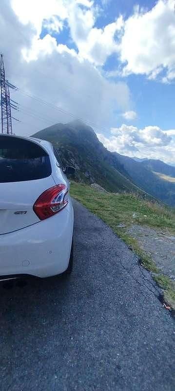 Usata Peugeot 208 GTi 200 CV (147 kW) 2013 Utilitaria