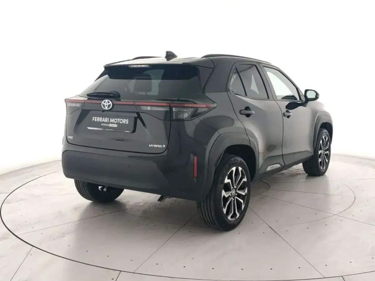 Usata Toyota Yaris Cross Trend 116 CV (85 kW) 2023 Nero SUV