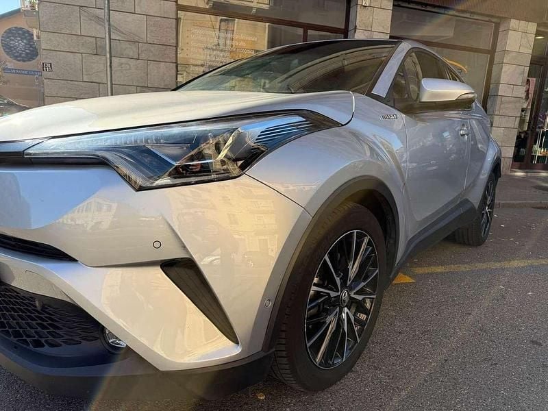 Usata Toyota C-HR Lounge 122 CV (89 kW) 2019 Grigio SUV