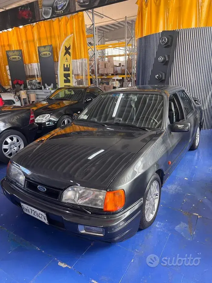 Usata Ford Sierra RS 200 CV (147 kW) 1989 Grigio Berlina