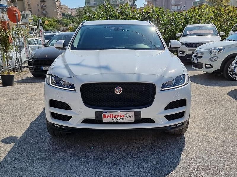 Usata Jaguar F-Pace 180 CV (132 kW) 2017 Bianco SUV