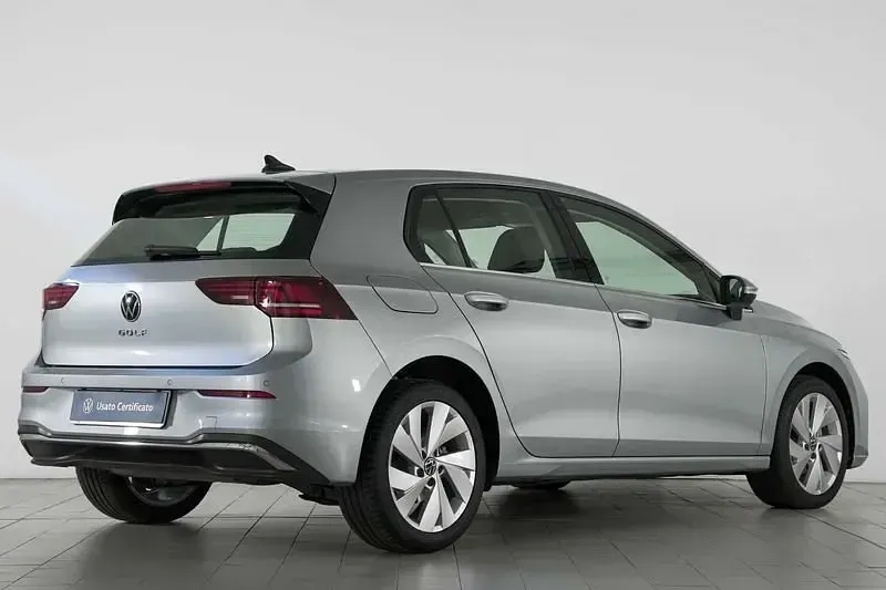 Usata VW Golf VIII Style 150 CV (110 kW) 2025 Grigio