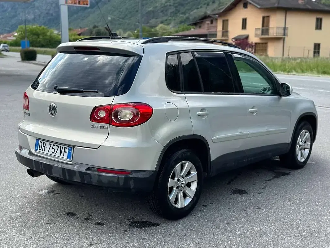 Usata VW Tiguan 140 CV (102 kW) 2008 Argento SUV