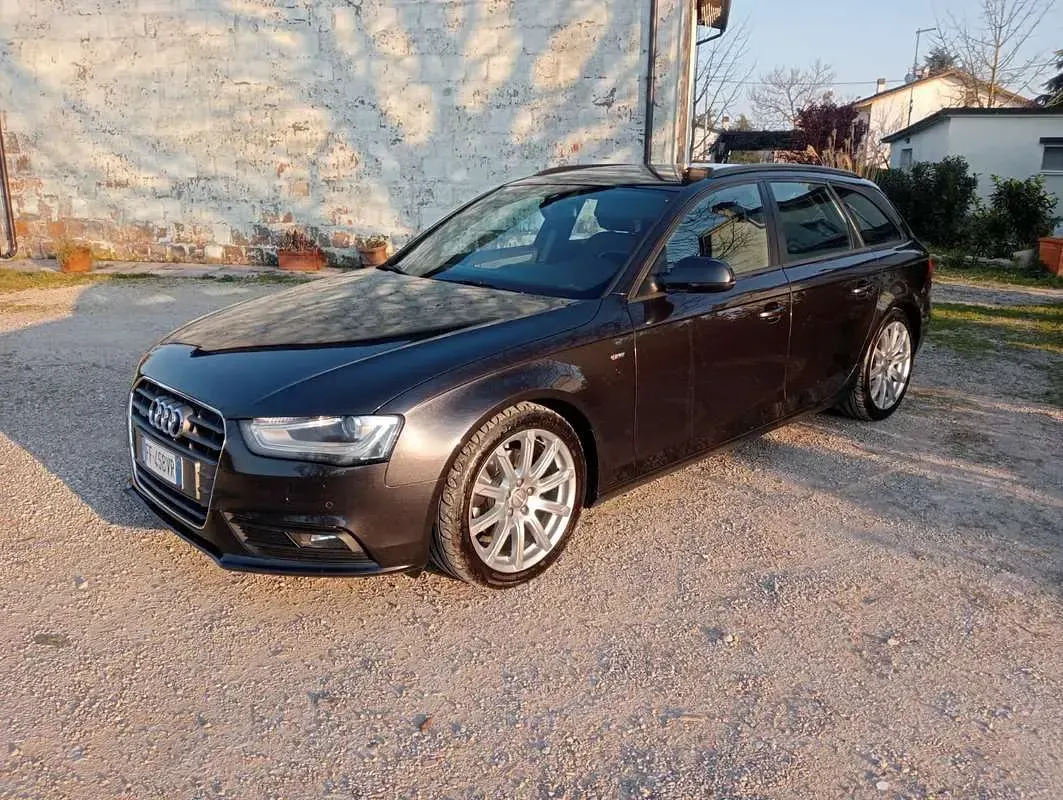 Usata Audi A4 177 CV (130 kW) 2015 Nero Station wagon