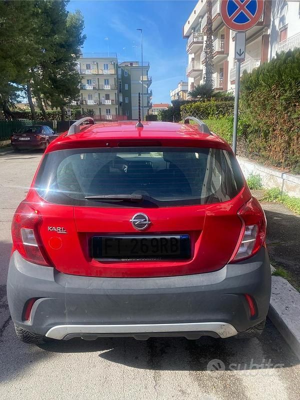 Usata Opel Karl Rocks 73 CV (53 kW) 2019 Rosso Utilitaria