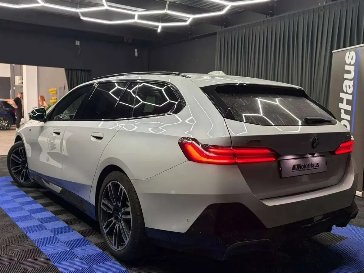 Usata BMW 520 M Sport 197 CV (144 kW) 2024 Bianco Station wagon