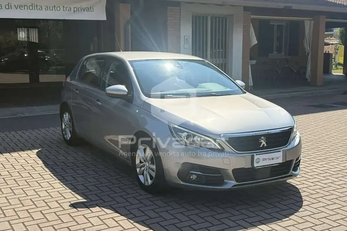 Usata Peugeot 308 Allure 131 CV (96 kW) 2019 Grigio Utilitaria