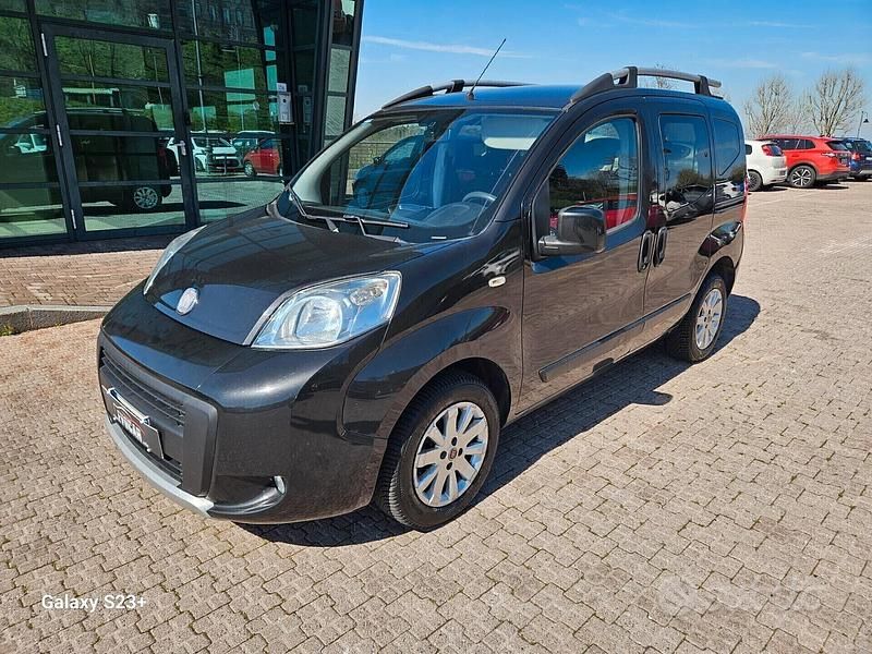Usata Fiat Qubo Trekking 95 CV (69 kW) 2011 Nero Monovolume