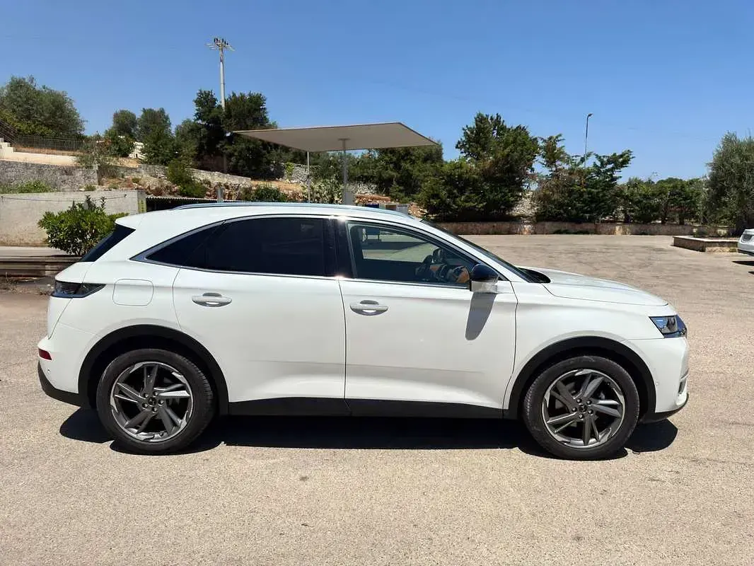 Usata DS Automobiles DS7 Crossback Opera 131 CV (96 kW) 2021 Bianco SUV
